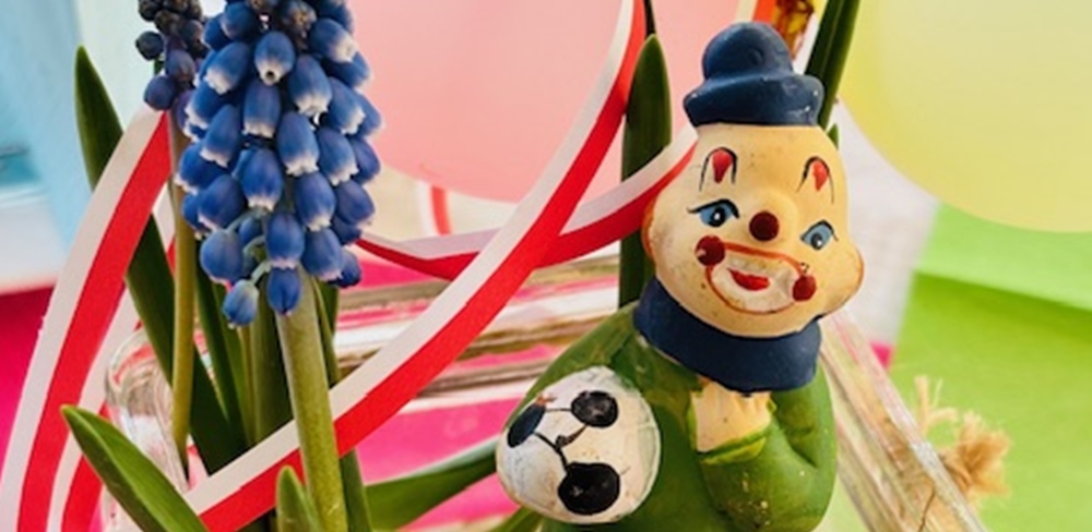 Morgen ist Karnevalsfeier Haus Sonnengarten